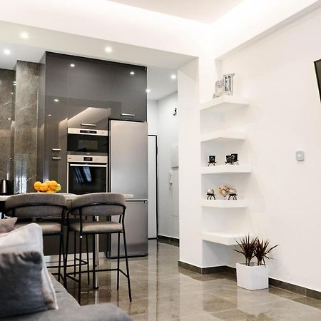 Larissa Railway &Metro Station Apartment Atina Dış mekan fotoğraf