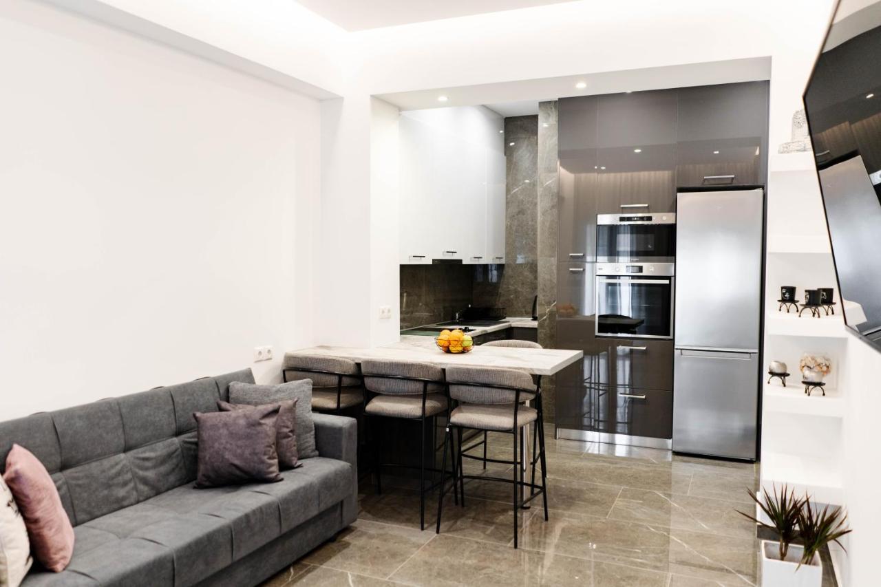 Larissa Railway &Metro Station Apartment Atina Dış mekan fotoğraf